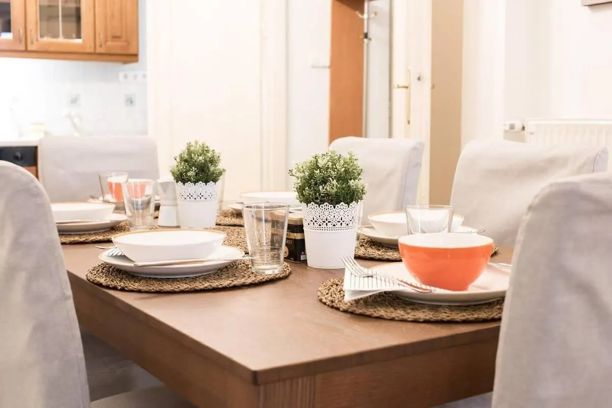 Ultra Central Spacious Home In Vaci Street Budapest 0*,