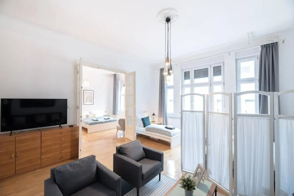 Ultra Central Spacious Home In Vaci Street Budapest 0*,  Hungary